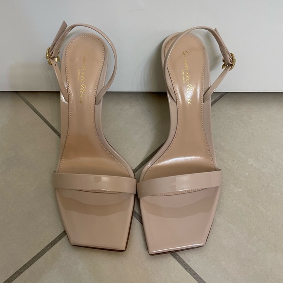 Gianvito Rossi Vernice Ribbon Patent Leather Sandal in Mousse Size 6.5/ 37 - Picture 3 of 9